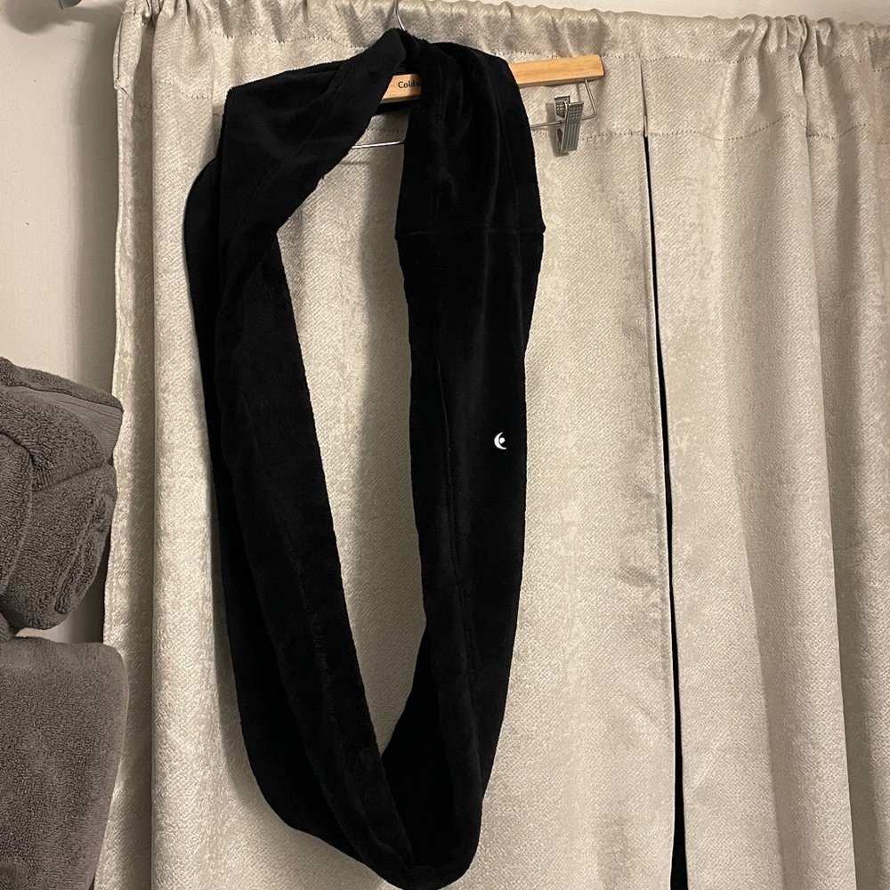Black Velvet scarf-infinity